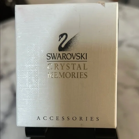 NWT Swarovski Crystal Memories Perfume Bottle Necklace Gold Tone w/ Box - Picture 4 of 4